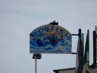 Kontiki auf Elba